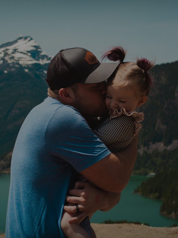 The authenticity paradox or the Power of Small